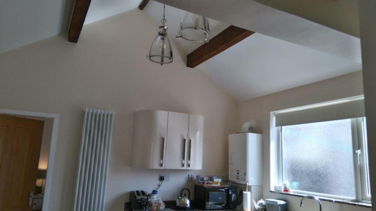Canterbury Cottage เพรสตาติน ภายนอก รูปภาพ